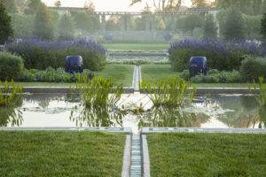 Wet Paint! En Plein Air at the Blue Garden
